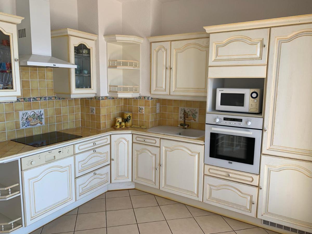 Apartmán Le Latania Sainte-Maxime Exteriér fotografie