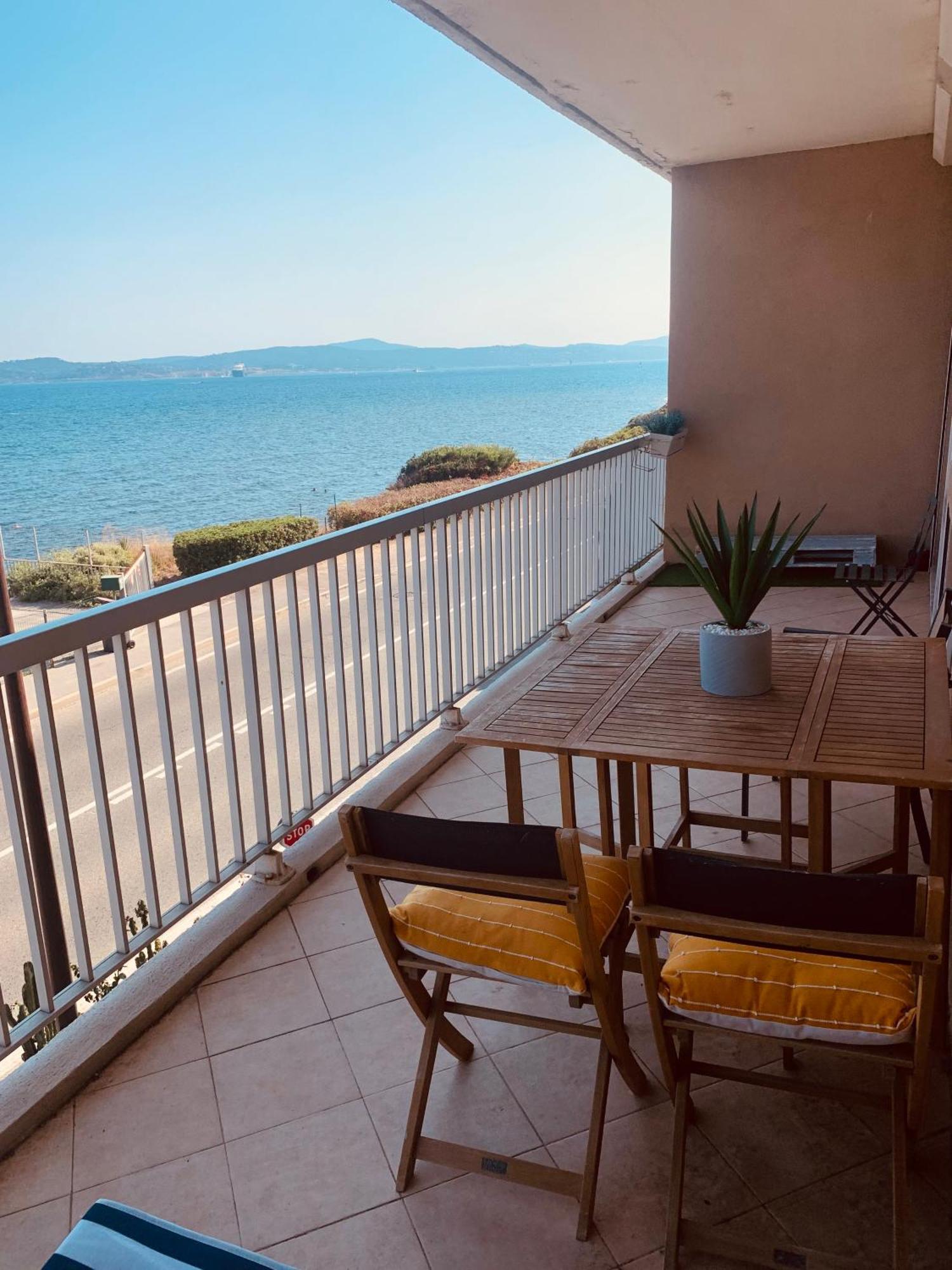 Apartmán Le Latania Sainte-Maxime Exteriér fotografie